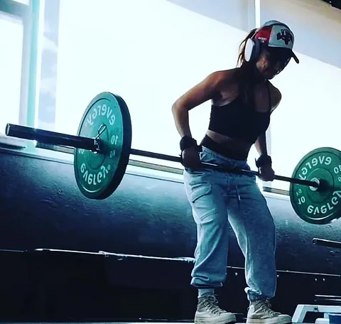 Ana Giménez GipsyTrainer mujer en gimnasio